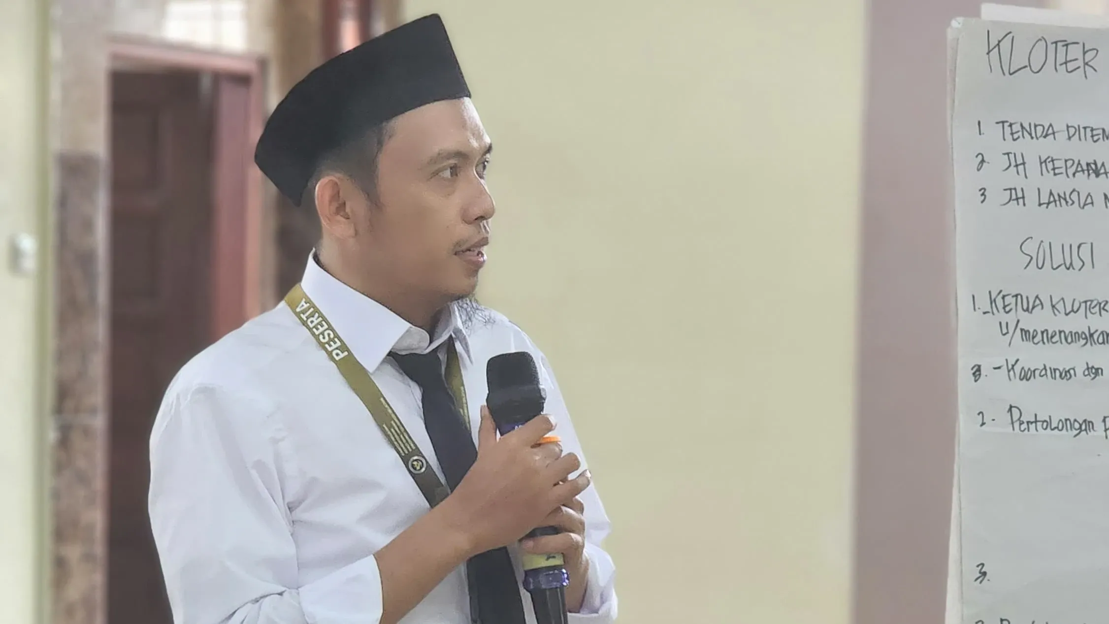 Andi Fadli, PHD Layanan Umum UPG 17: “Menjadi Petugas Haji adalah Ibadah Melayani Tamu Allah”